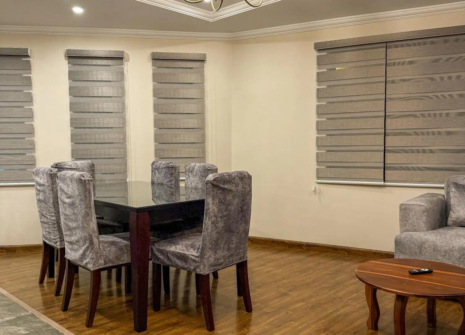 Amplio Apartamento Cerca Del Aeropuerto Cuenca Apartment